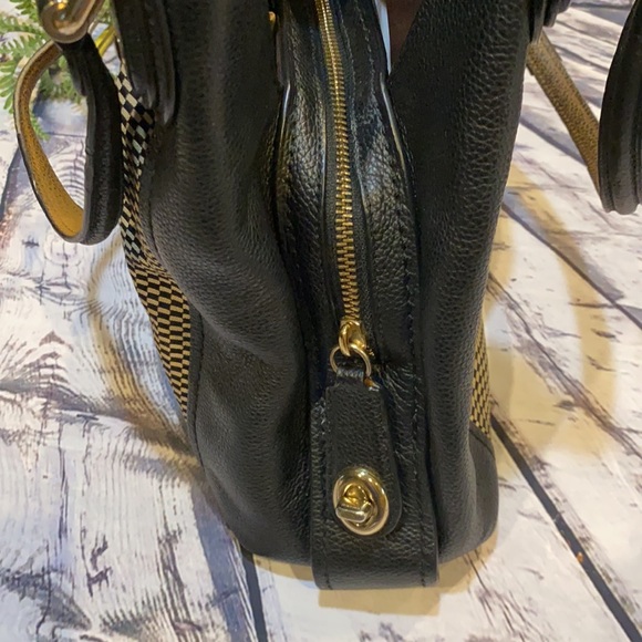 Coach Pebbled Leather and Jacquard Fabric Shoulder bag Legacy collection - Picture 6 of 16